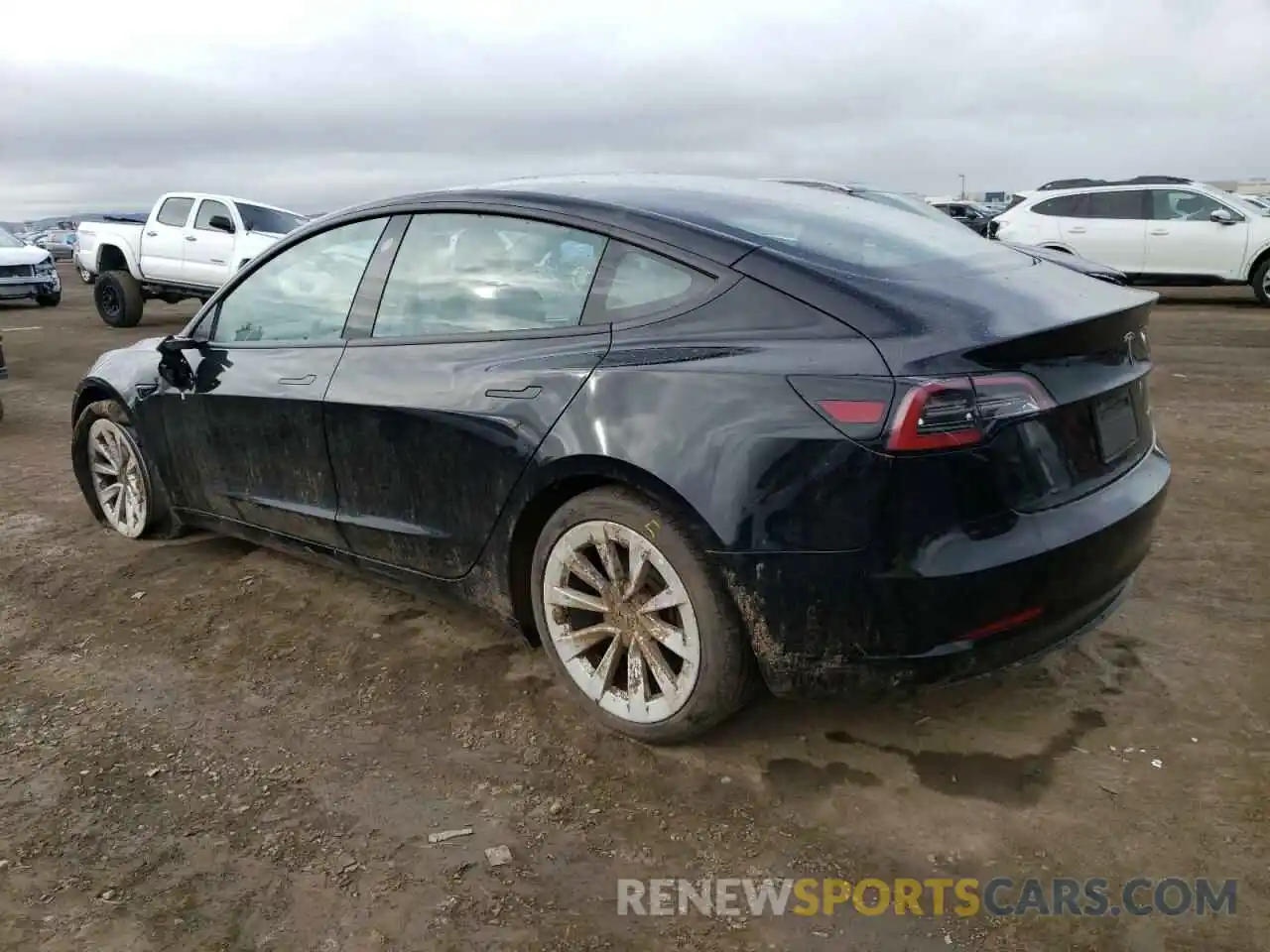 2 Photograph of a damaged car 5YJ3E1EB9NF300420 TESLA MODEL 3 2022