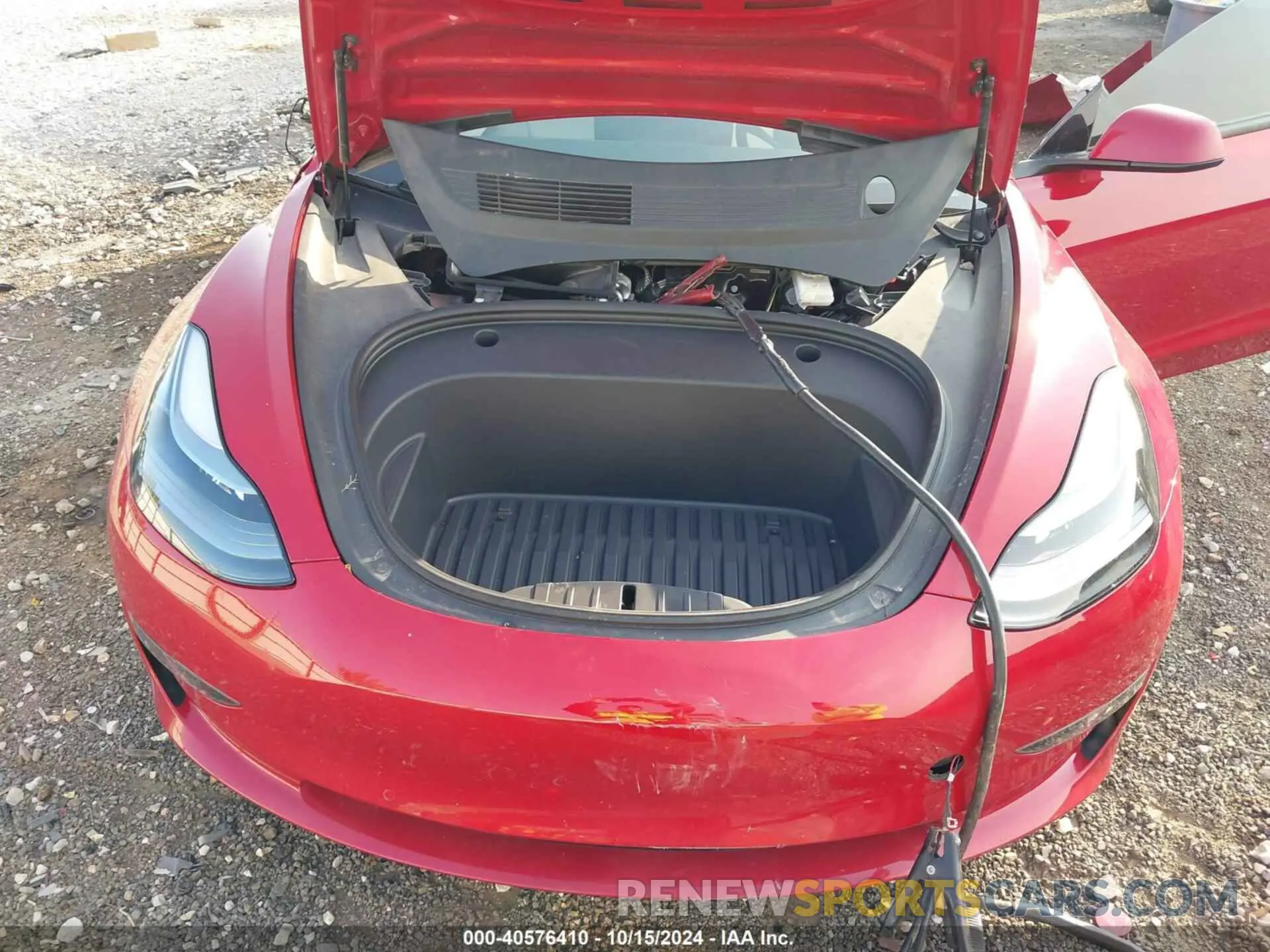 10 Photograph of a damaged car 5YJ3E1EB9NF323180 TESLA MODEL 3 2022