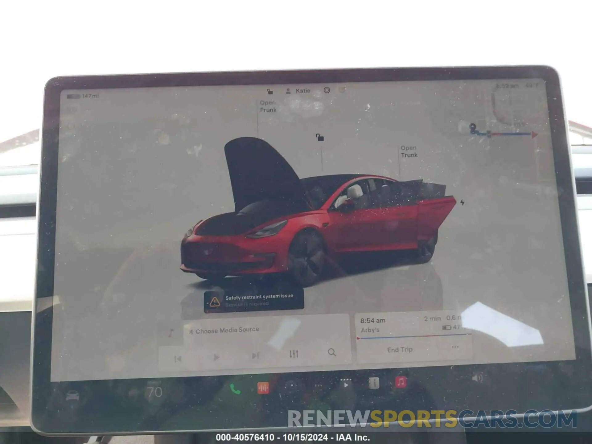 19 Photograph of a damaged car 5YJ3E1EB9NF323180 TESLA MODEL 3 2022