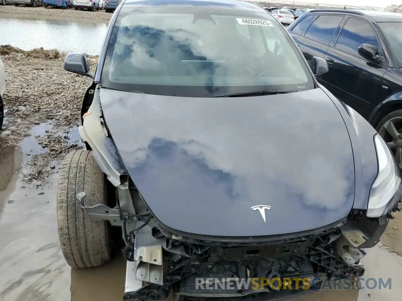 5 Photograph of a damaged car 5YJ3E1EB9NF327066 TESLA MODEL 3 2022