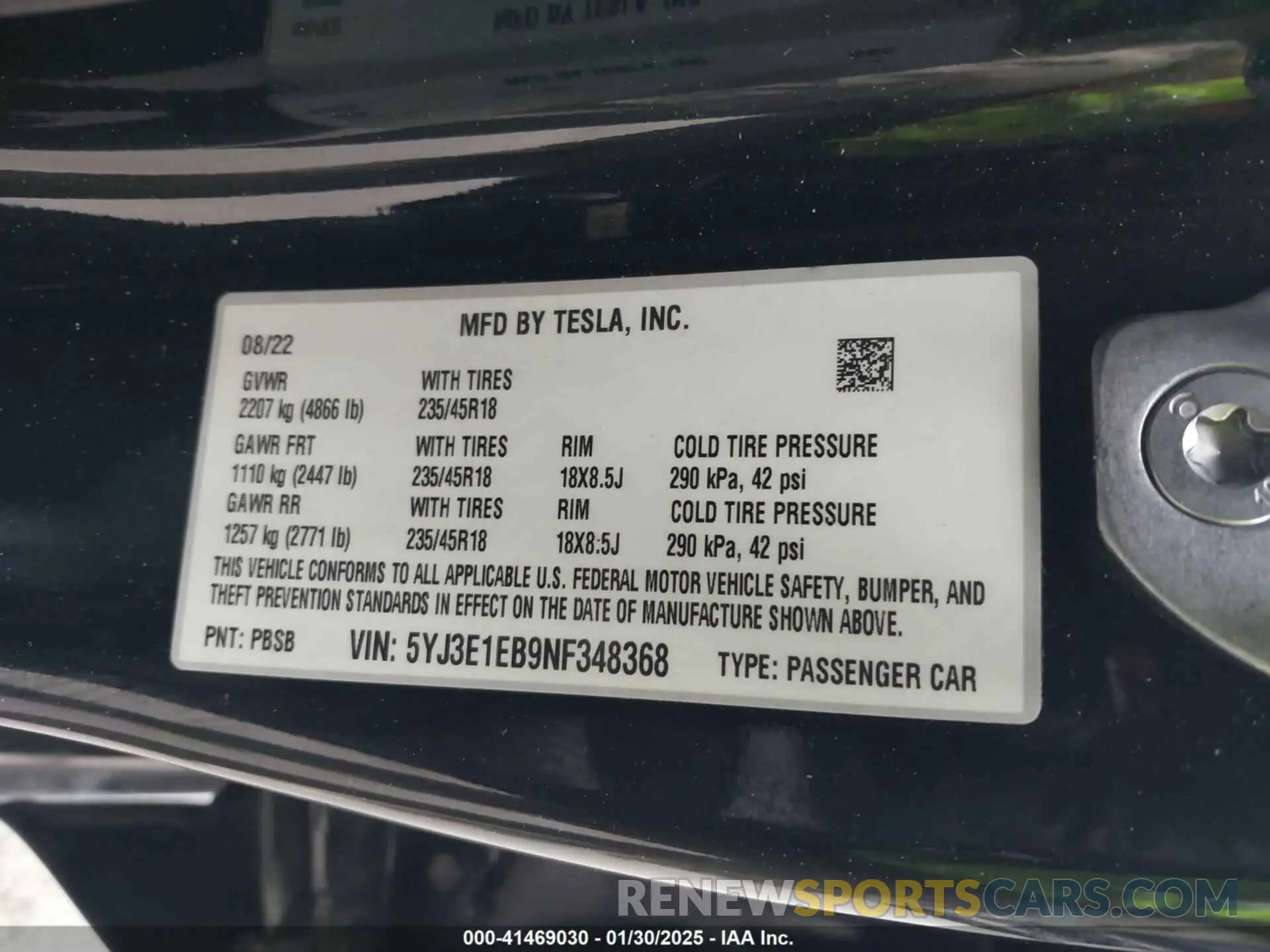 9 Photograph of a damaged car 5YJ3E1EB9NF348368 TESLA MODEL 3 2022