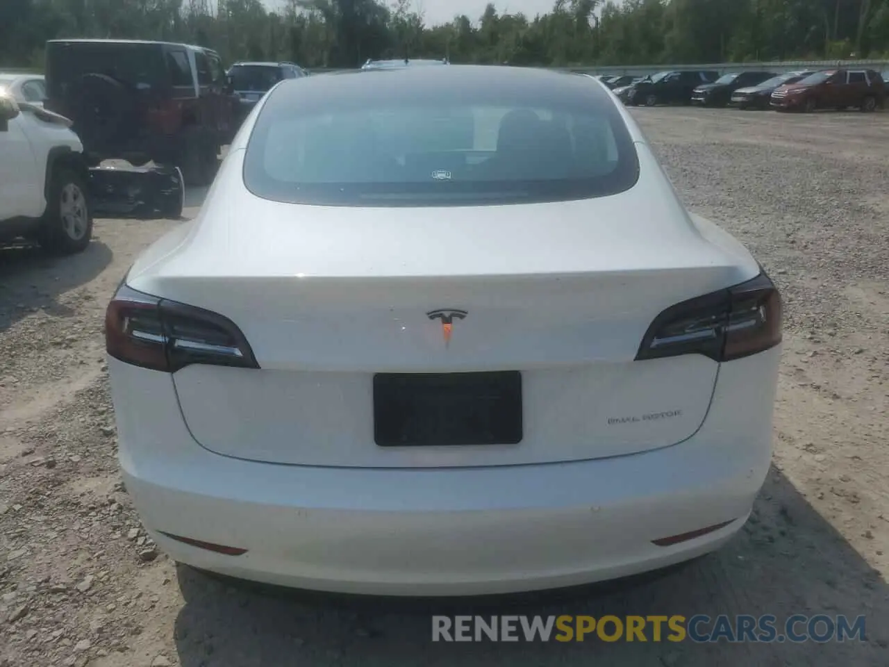 6 Photograph of a damaged car 5YJ3E1EBXNF106883 TESLA MODEL 3 2022