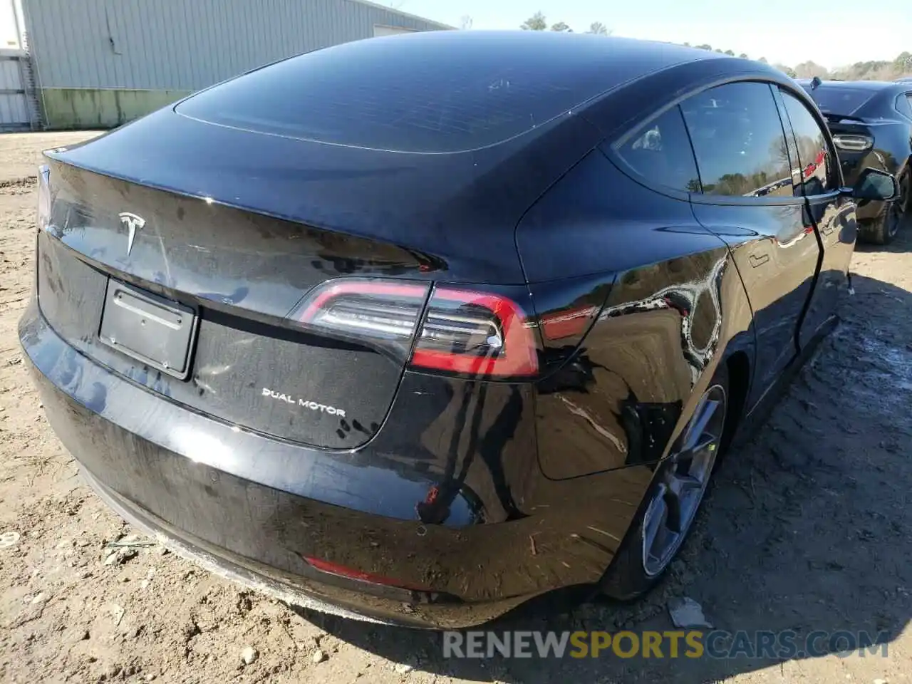 4 Photograph of a damaged car 5YJ3E1EBXNF108410 TESLA MODEL 3 2022