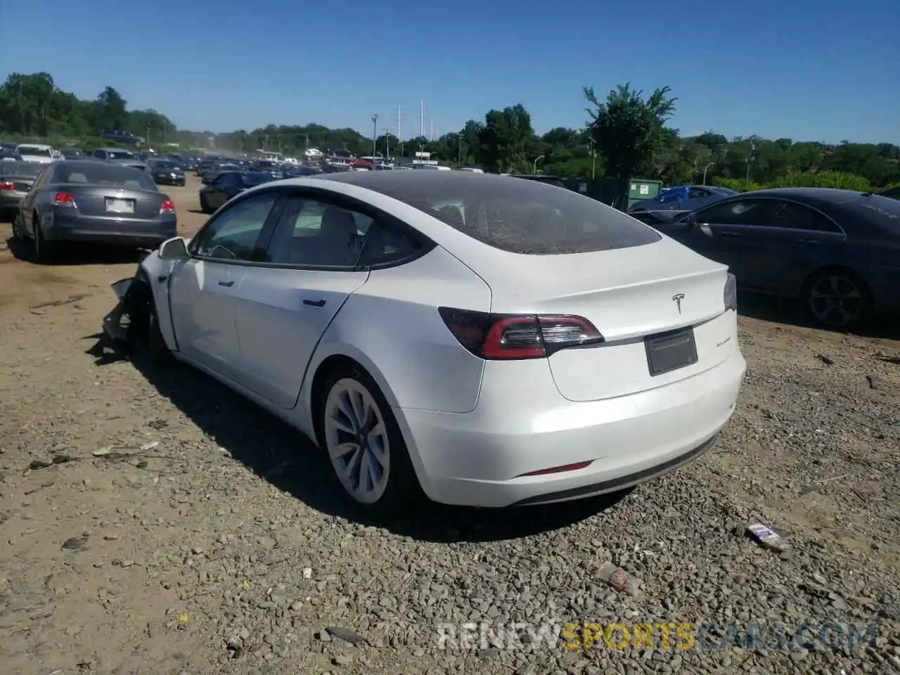 3 Photograph of a damaged car 5YJ3E1EBXNF112215 TESLA MODEL 3 2022