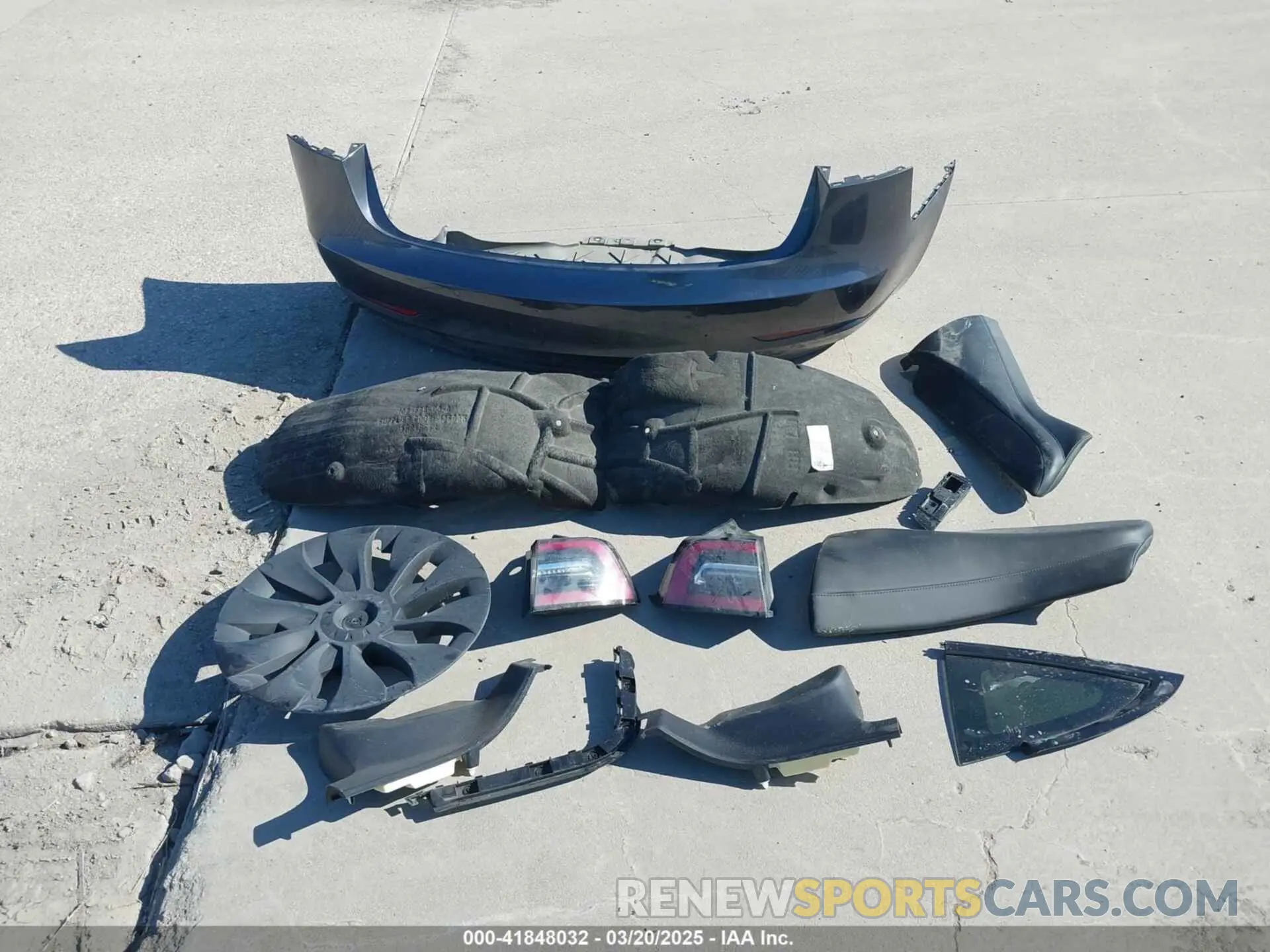 12 Photograph of a damaged car 5YJ3E1EBXNF115762 TESLA MODEL 3 2022