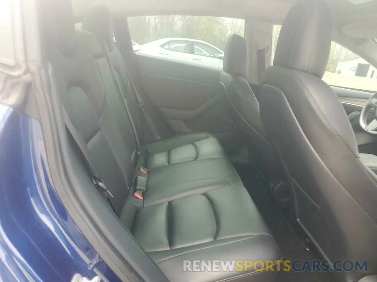 10 Photograph of a damaged car 5YJ3E1EBXNF124378 TESLA MODEL 3 2022