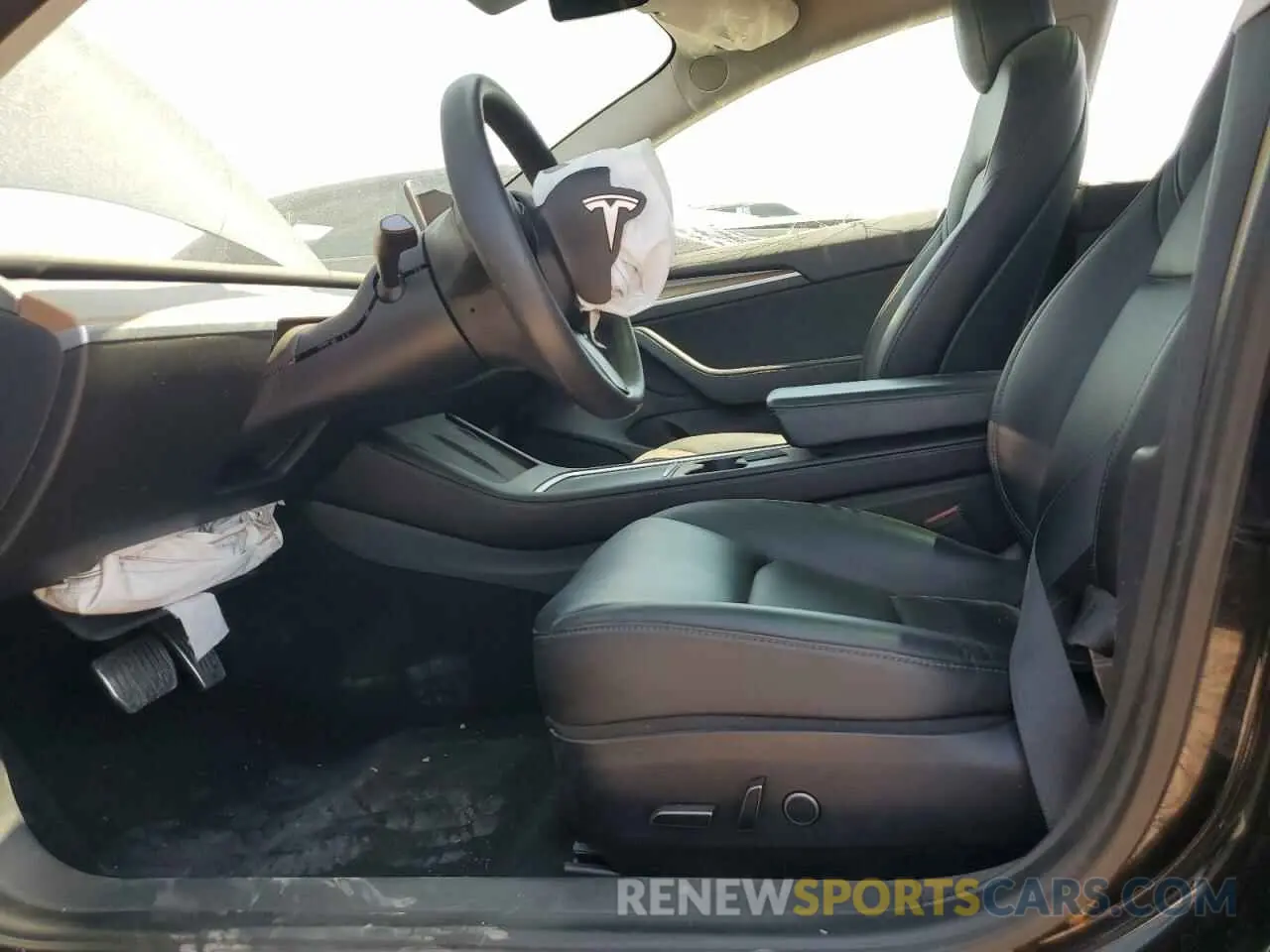7 Photograph of a damaged car 5YJ3E1EBXNF127250 TESLA MODEL 3 2022