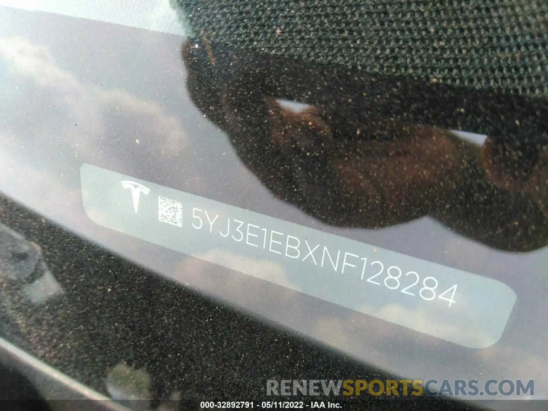 9 Photograph of a damaged car 5YJ3E1EBXNF128284 TESLA MODEL 3 2022