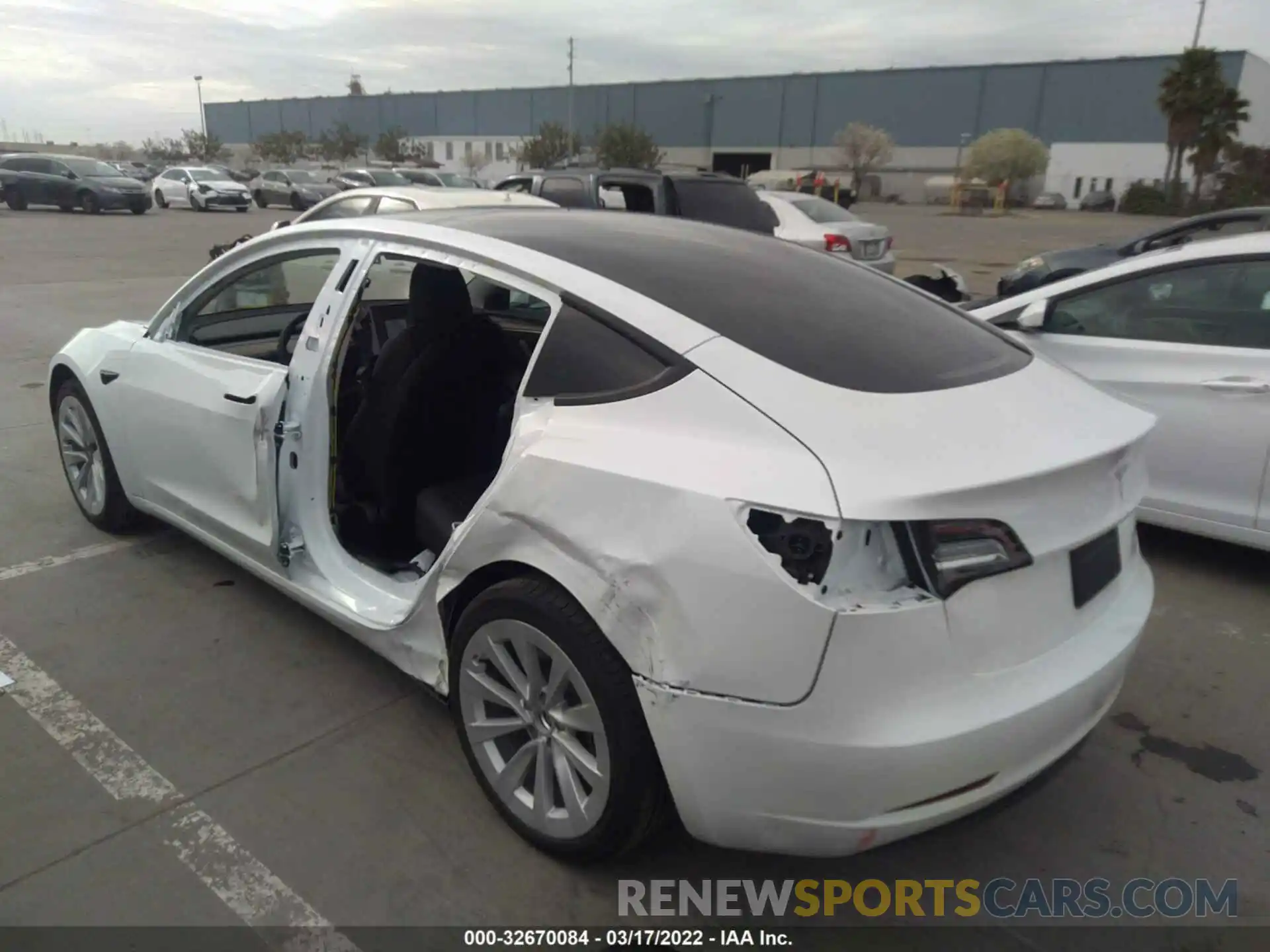 3 Photograph of a damaged car 5YJ3E1EBXNF128981 TESLA MODEL 3 2022