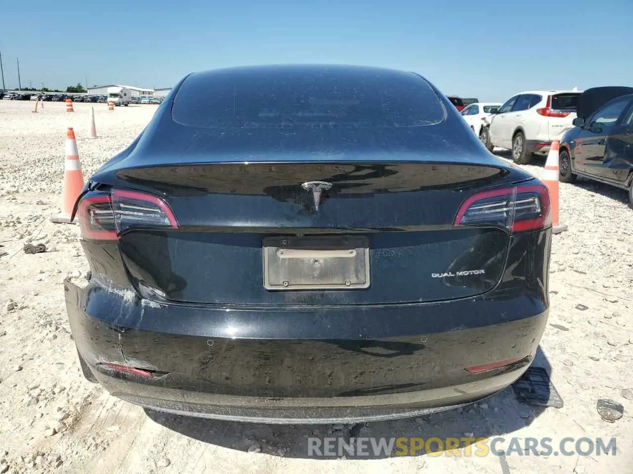 6 Photograph of a damaged car 5YJ3E1EBXNF132416 TESLA MODEL 3 2022