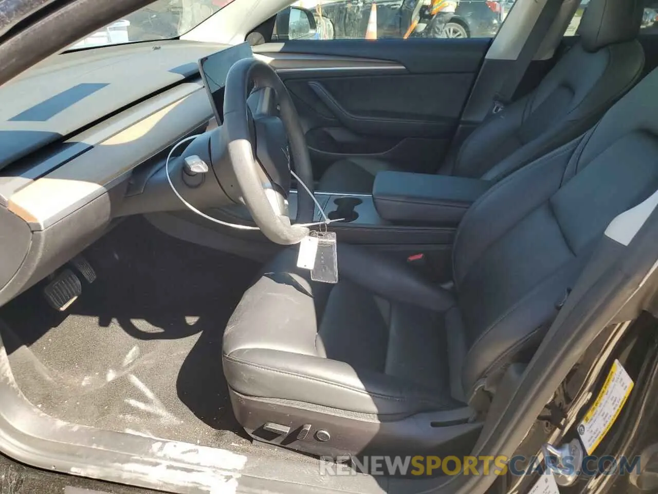 7 Photograph of a damaged car 5YJ3E1EBXNF132416 TESLA MODEL 3 2022