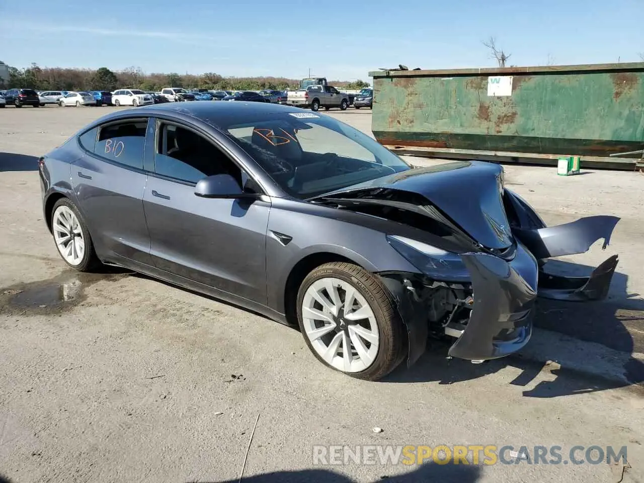 4 Photograph of a damaged car 5YJ3E1EBXNF145554 TESLA MODEL 3 2022