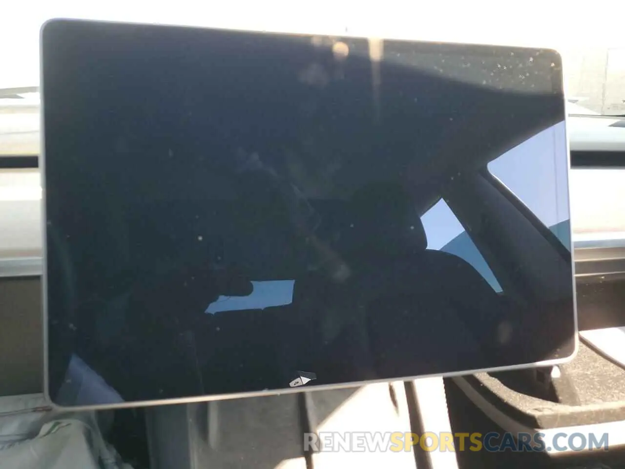 9 Photograph of a damaged car 5YJ3E1EBXNF145554 TESLA MODEL 3 2022