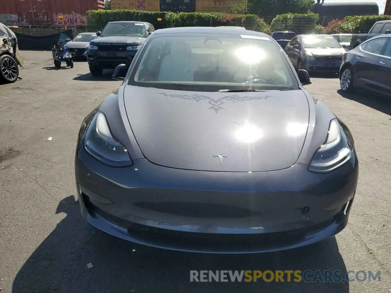 5 Photograph of a damaged car 5YJ3E1EBXNF155050 TESLA MODEL 3 2022