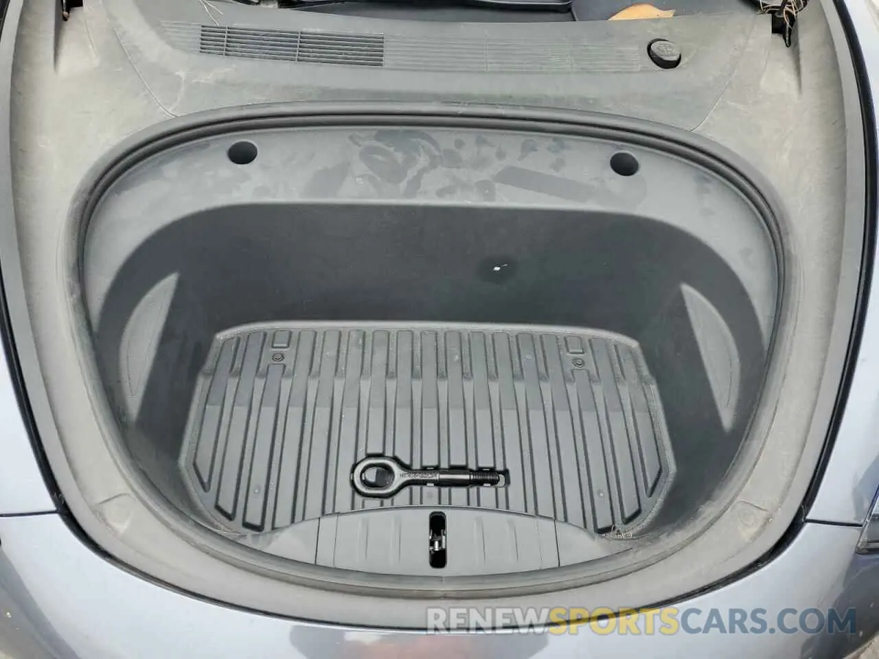 11 Photograph of a damaged car 5YJ3E1EBXNF166128 TESLA MODEL 3 2022