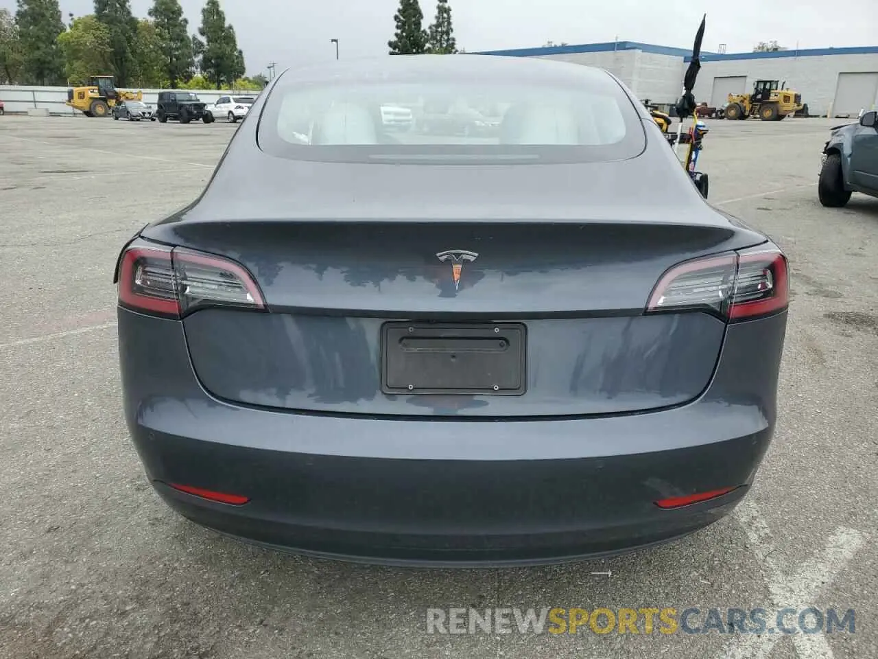 6 Photograph of a damaged car 5YJ3E1EBXNF166128 TESLA MODEL 3 2022