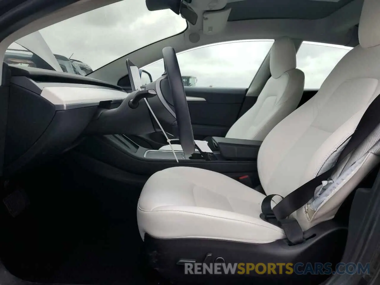 7 Photograph of a damaged car 5YJ3E1EBXNF166128 TESLA MODEL 3 2022