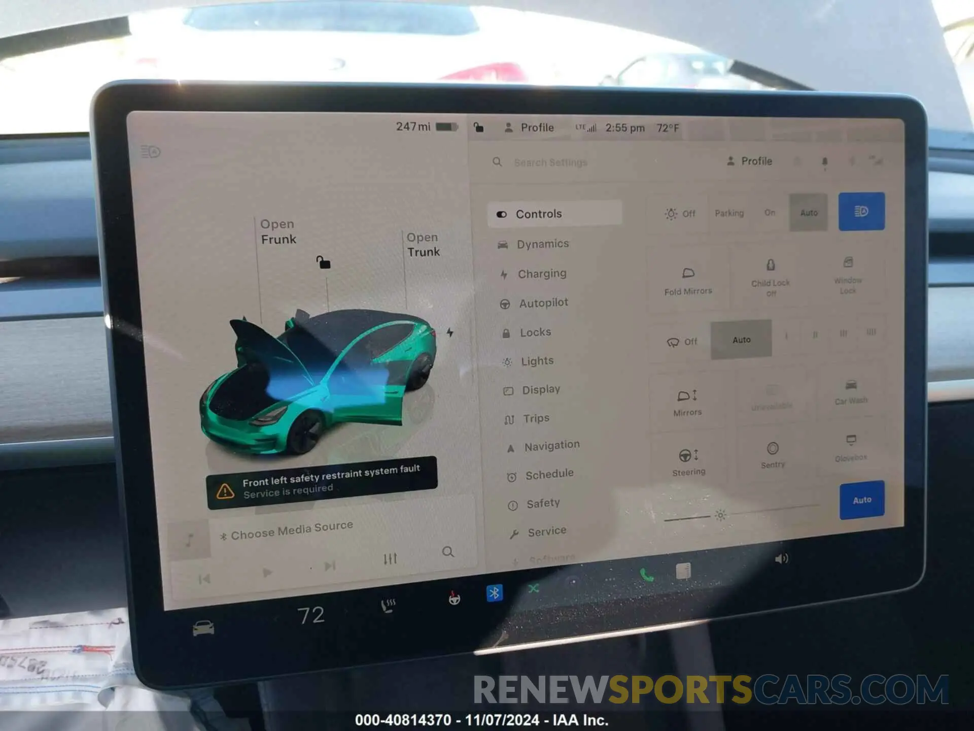 18 Photograph of a damaged car 5YJ3E1EBXNF170518 TESLA MODEL 3 2022