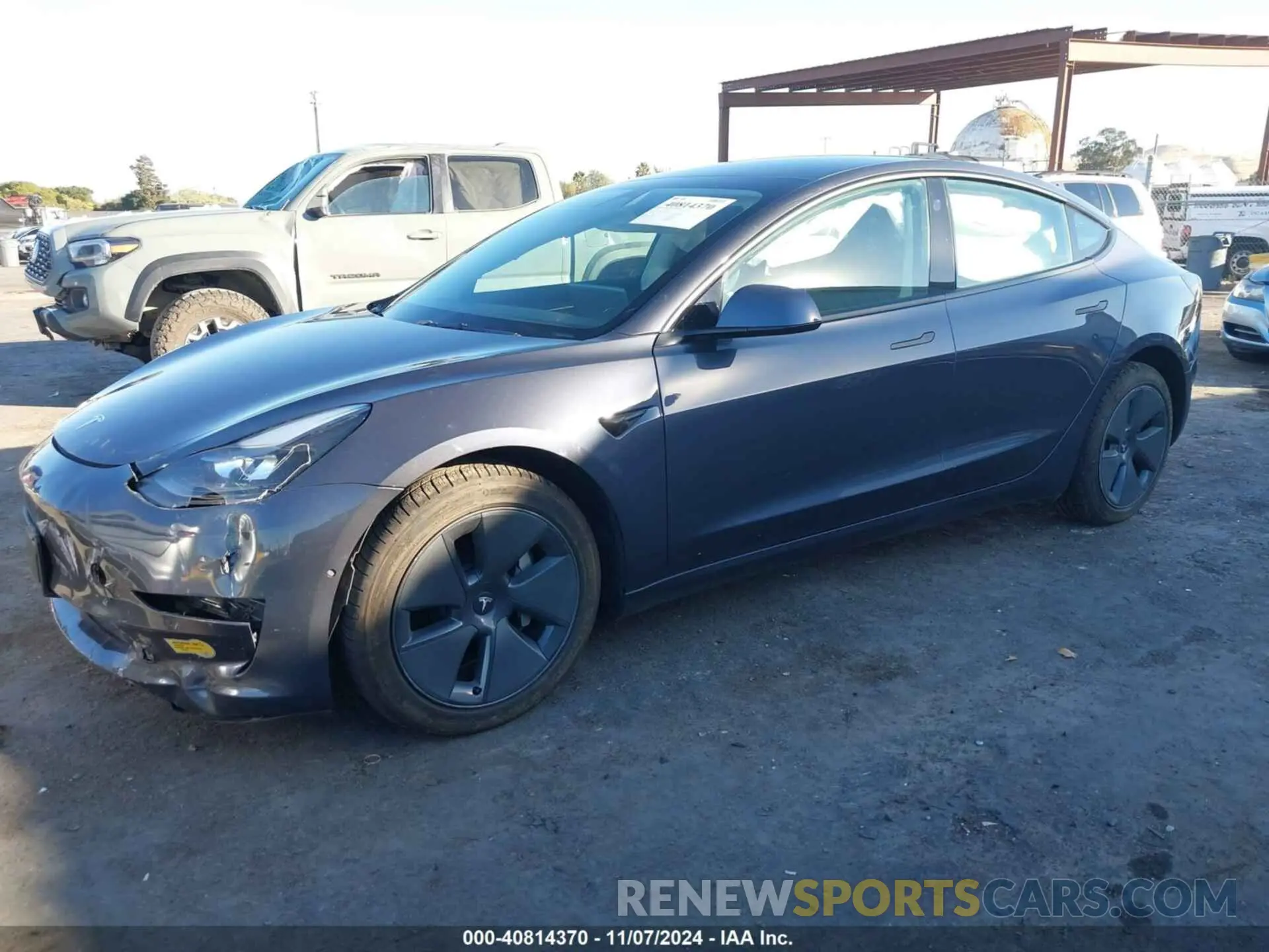 2 Photograph of a damaged car 5YJ3E1EBXNF170518 TESLA MODEL 3 2022