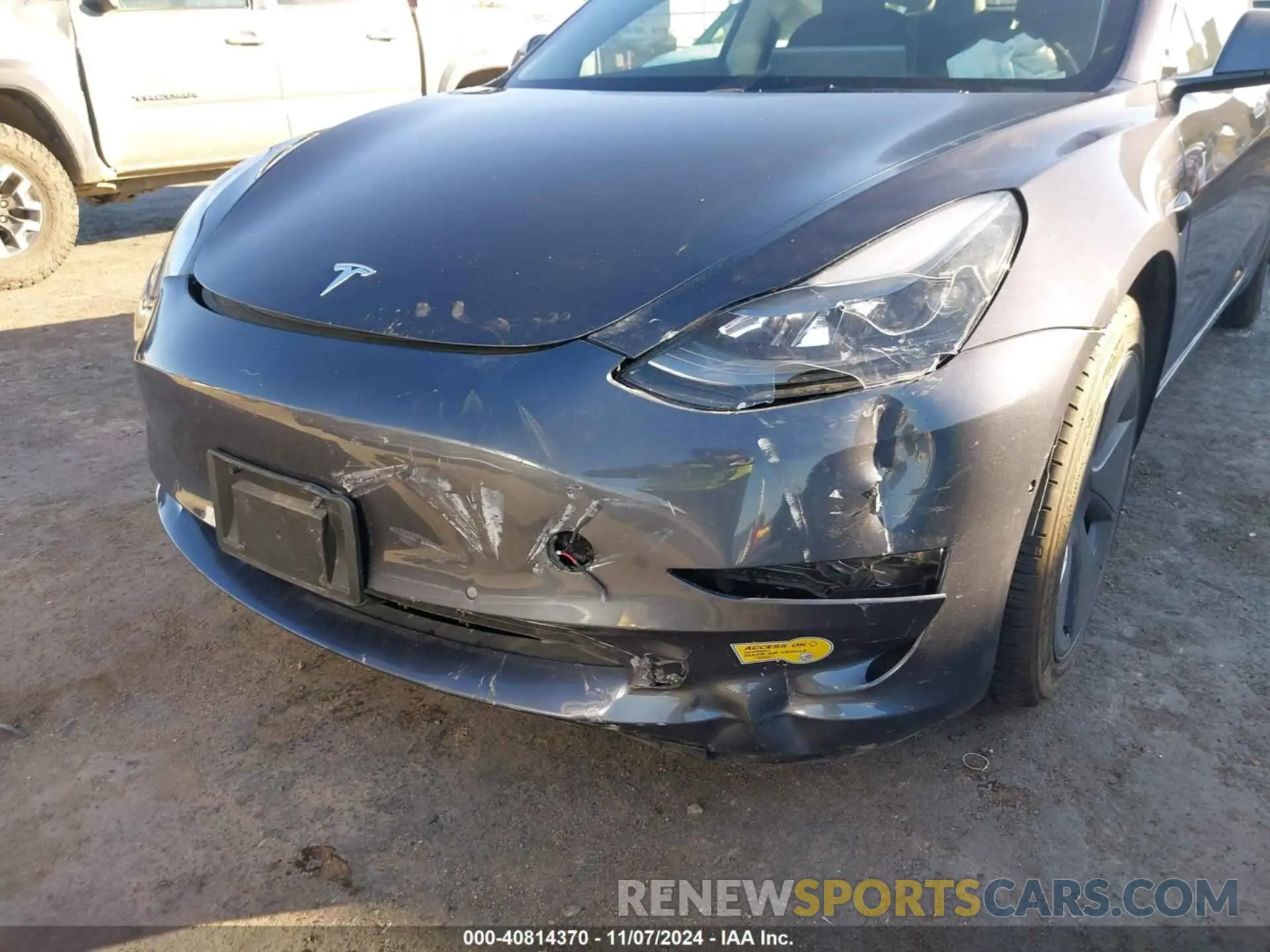 6 Photograph of a damaged car 5YJ3E1EBXNF170518 TESLA MODEL 3 2022