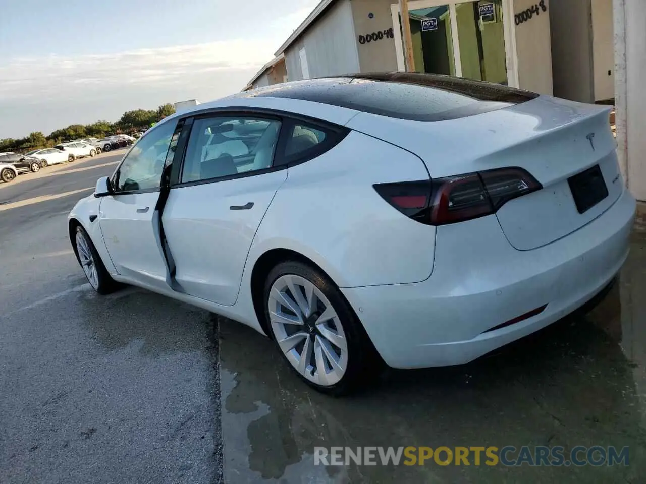2 Photograph of a damaged car 5YJ3E1EBXNF181454 TESLA MODEL 3 2022