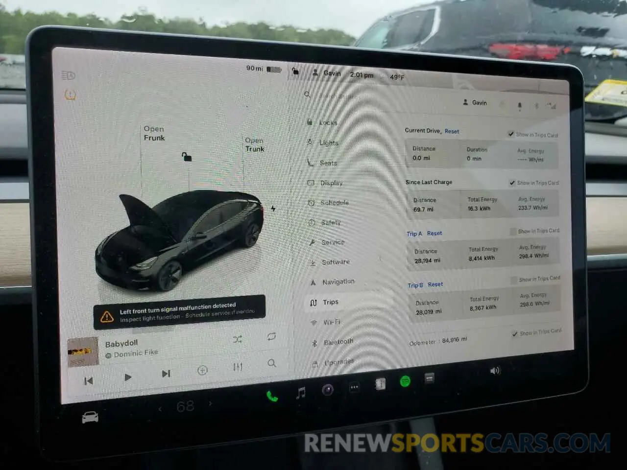 9 Photograph of a damaged car 5YJ3E1EBXNF185018 TESLA MODEL 3 2022