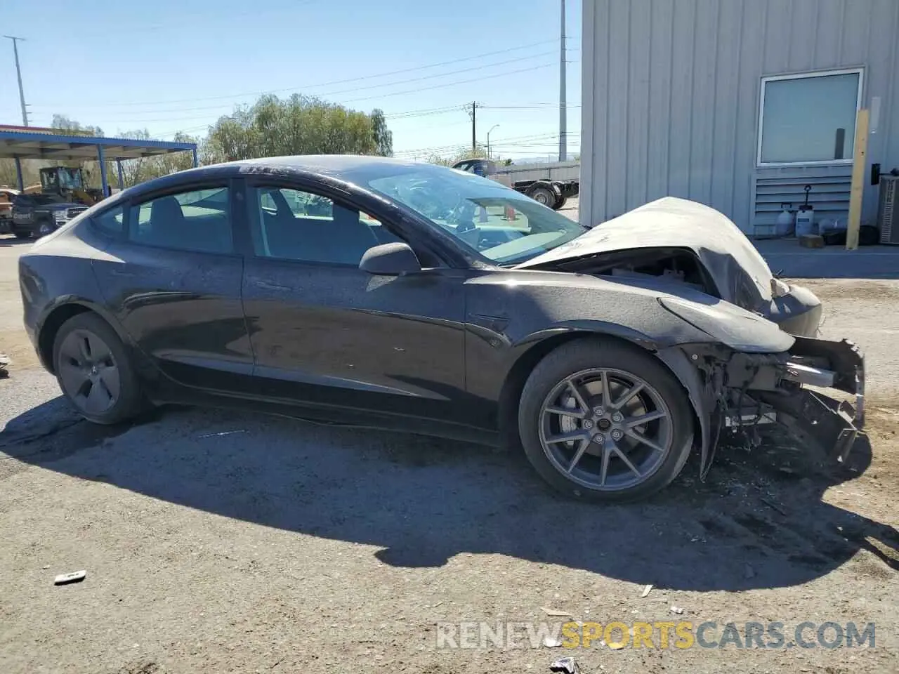 4 Photograph of a damaged car 5YJ3E1EBXNF186458 TESLA MODEL 3 2022