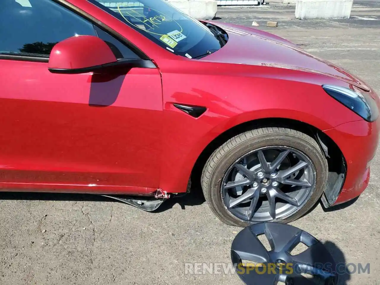 9 Photograph of a damaged car 5YJ3E1EBXNF189120 TESLA MODEL 3 2022