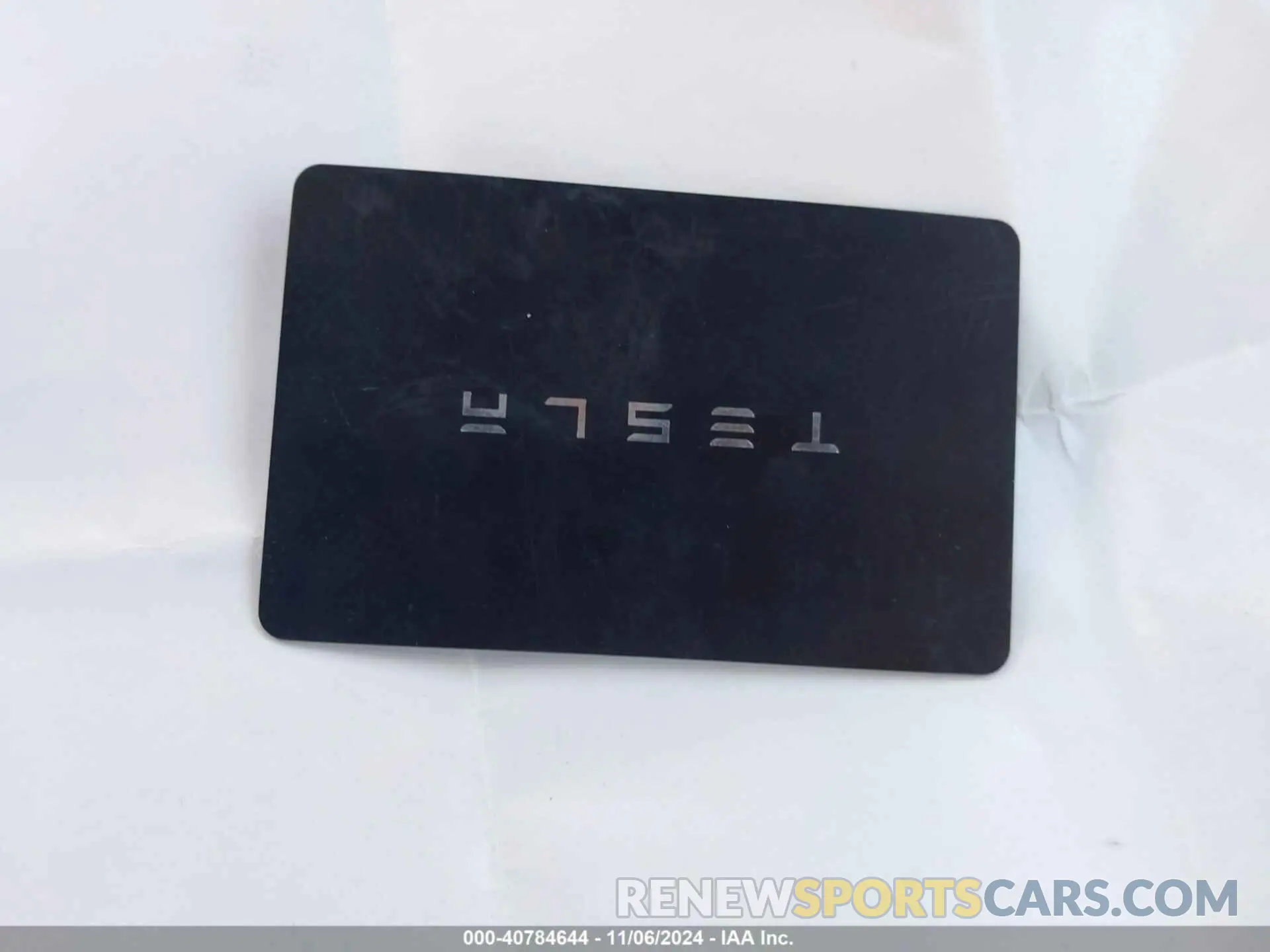 11 Photograph of a damaged car 5YJ3E1EBXNF190963 TESLA MODEL 3 2022