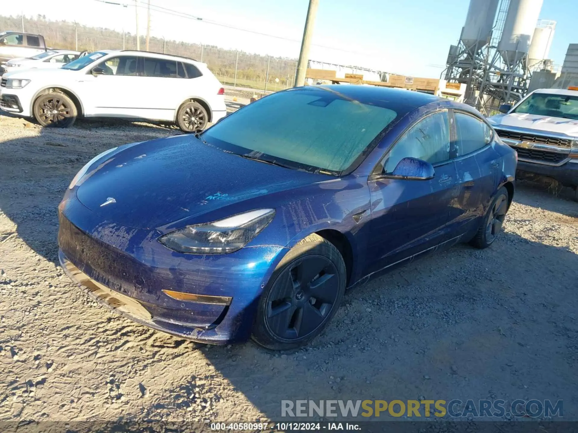 2 Photograph of a damaged car 5YJ3E1EBXNF192714 TESLA MODEL 3 2022