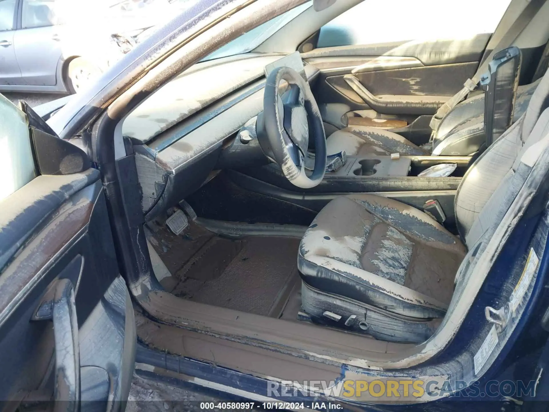5 Photograph of a damaged car 5YJ3E1EBXNF192714 TESLA MODEL 3 2022