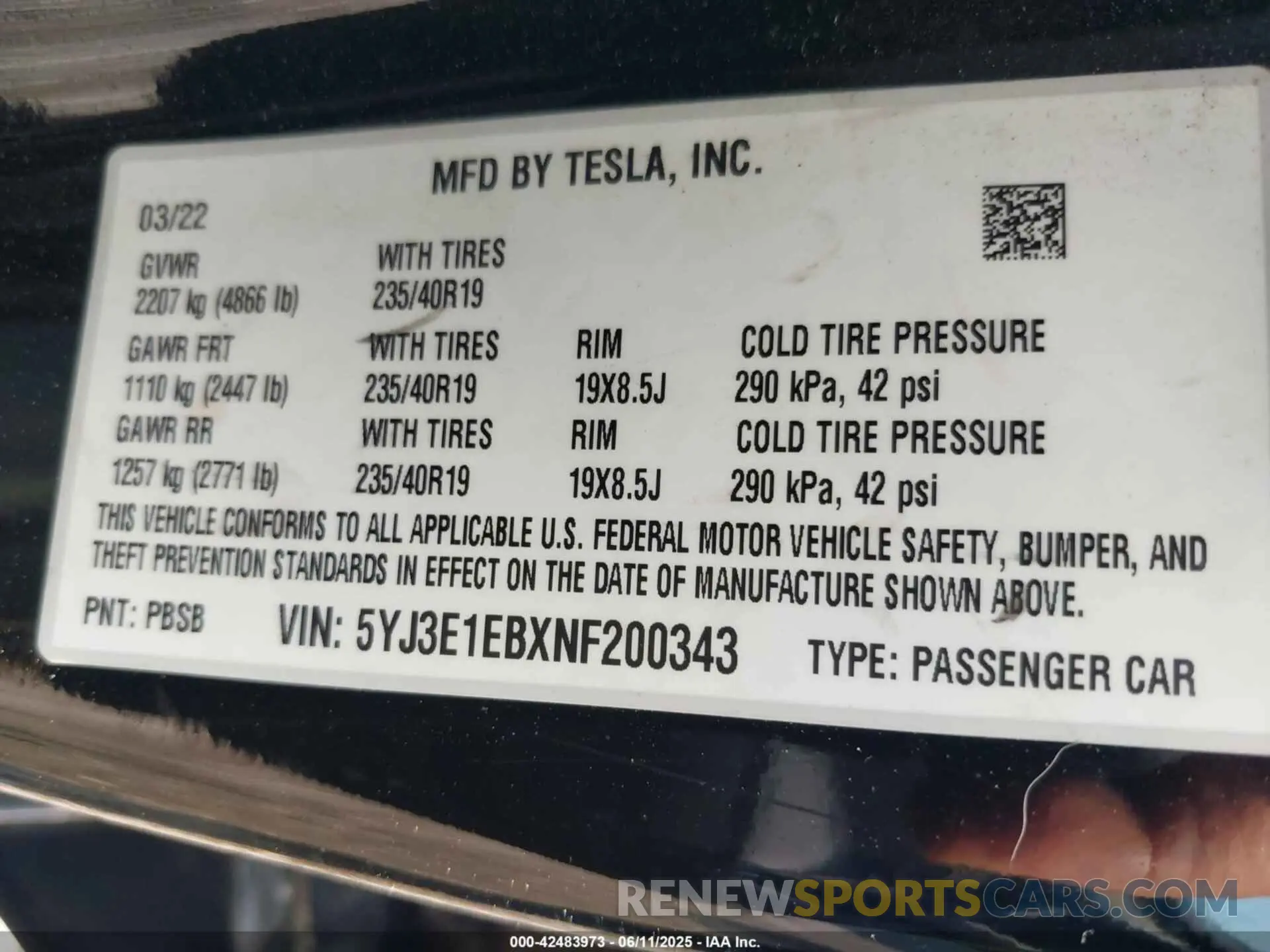 9 Photograph of a damaged car 5YJ3E1EBXNF200343 TESLA MODEL 3 2022