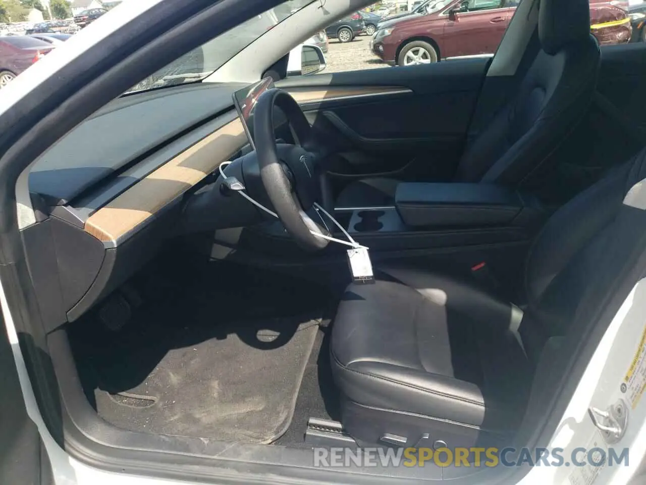 7 Photograph of a damaged car 5YJ3E1EBXNF207681 TESLA MODEL 3 2022