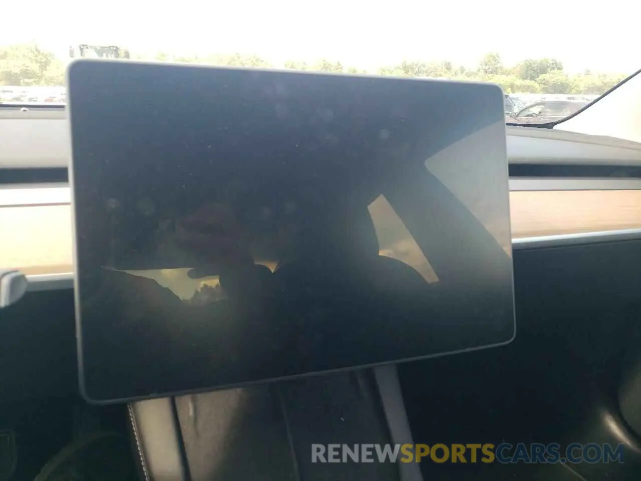 9 Photograph of a damaged car 5YJ3E1EBXNF207681 TESLA MODEL 3 2022