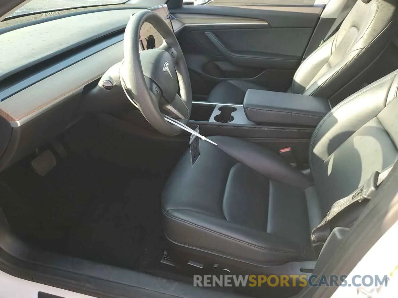 7 Photograph of a damaged car 5YJ3E1EBXNF237537 TESLA MODEL 3 2022