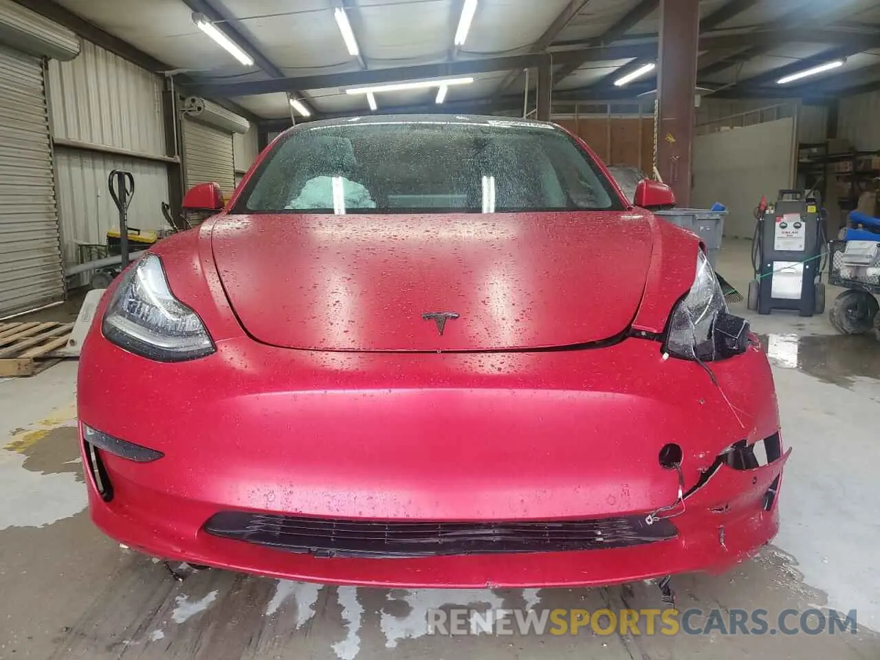 5 Photograph of a damaged car 5YJ3E1EBXNF240857 TESLA MODEL 3 2022
