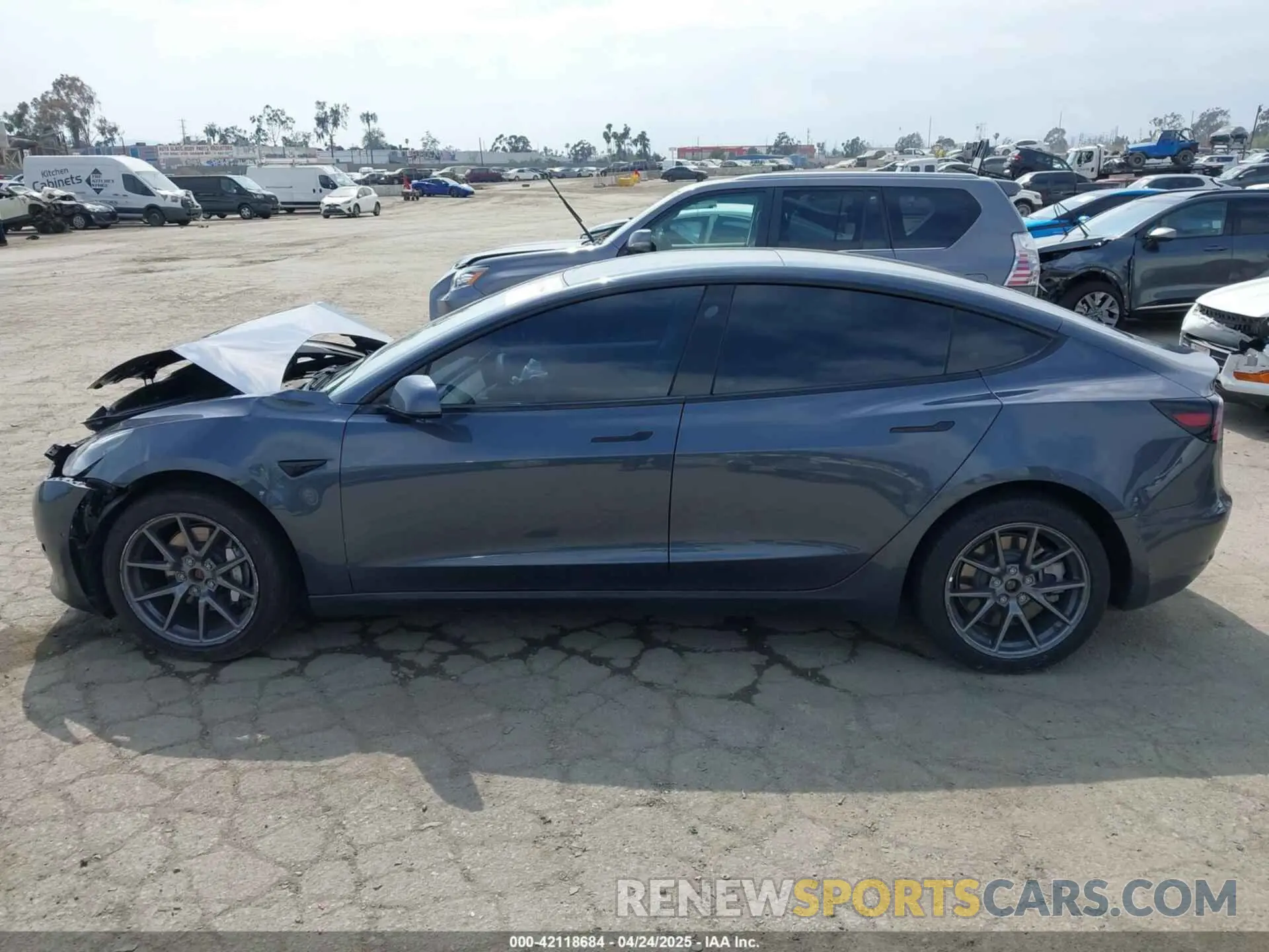 13 Photograph of a damaged car 5YJ3E1EBXNF250840 TESLA MODEL 3 2022
