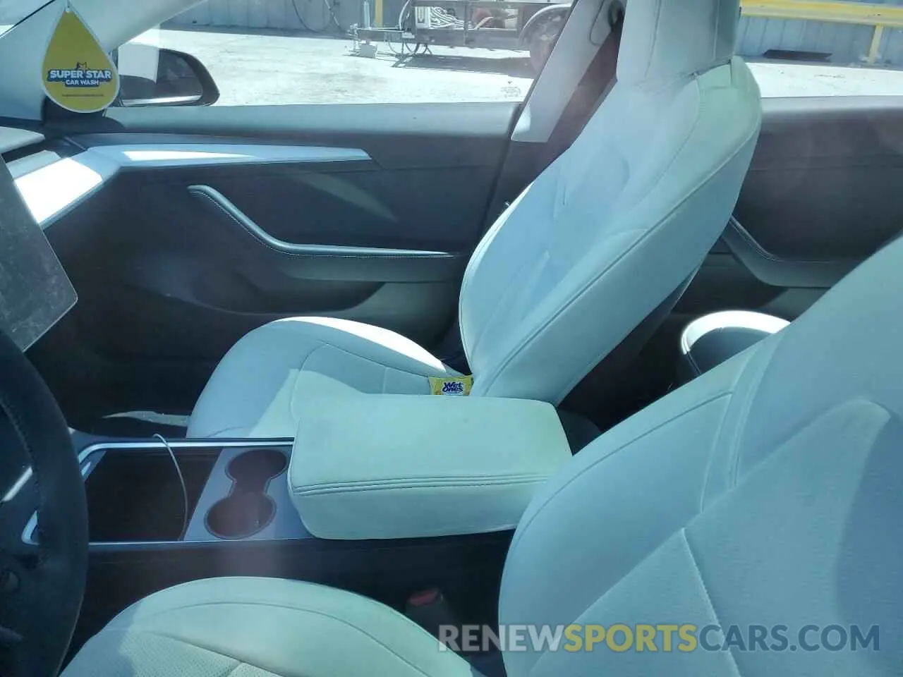 7 Photograph of a damaged car 5YJ3E1EBXNF263832 TESLA MODEL 3 2022