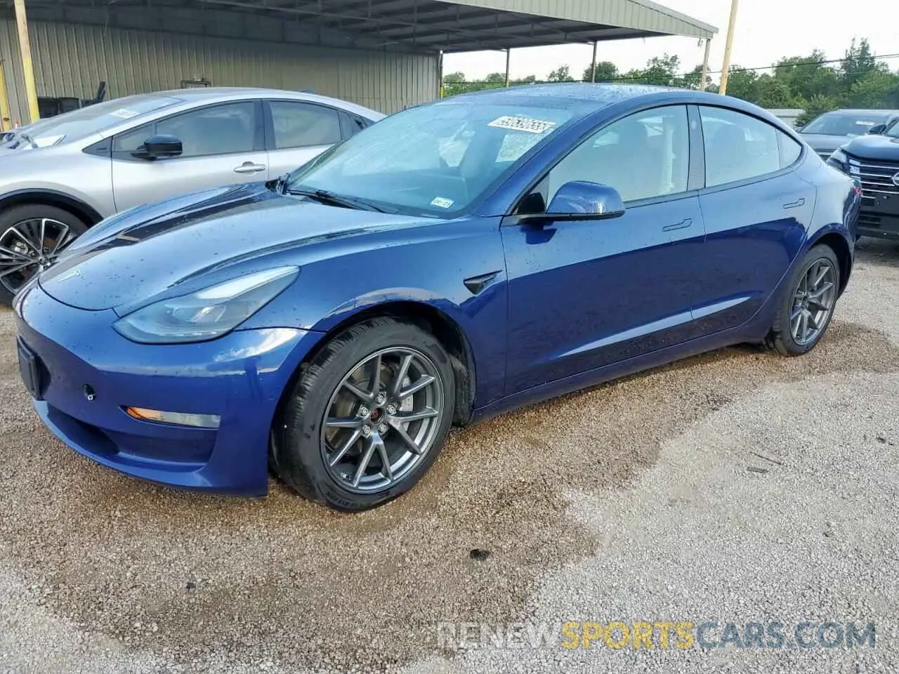 1 Photograph of a damaged car 5YJ3E1EBXNF286169 TESLA MODEL 3 2022