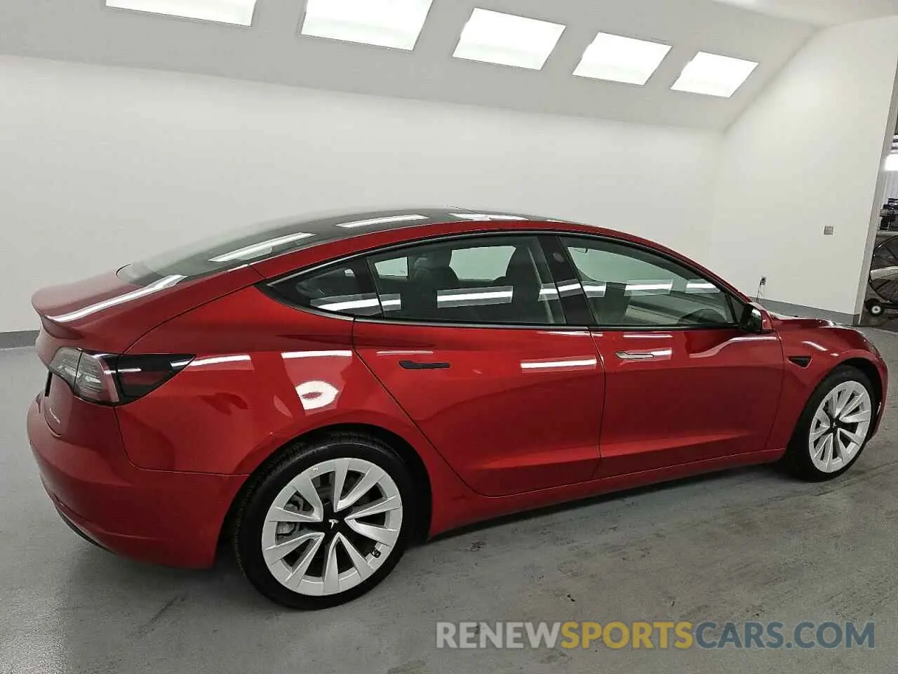 3 Photograph of a damaged car 5YJ3E1EBXNF291047 TESLA MODEL 3 2022