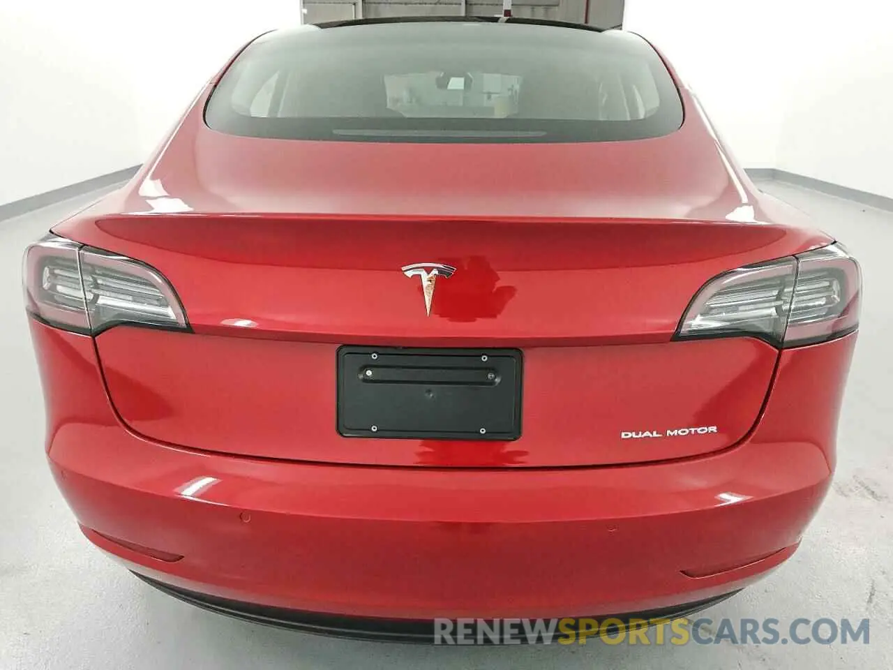 6 Photograph of a damaged car 5YJ3E1EBXNF291047 TESLA MODEL 3 2022
