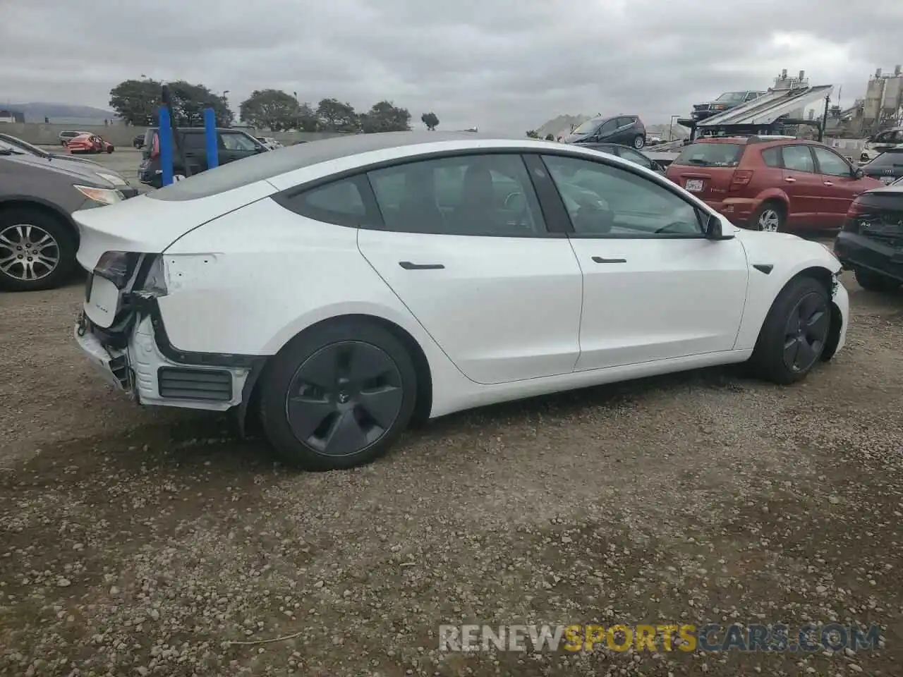 3 Photograph of a damaged car 5YJ3E1EBXNF298483 TESLA MODEL 3 2022