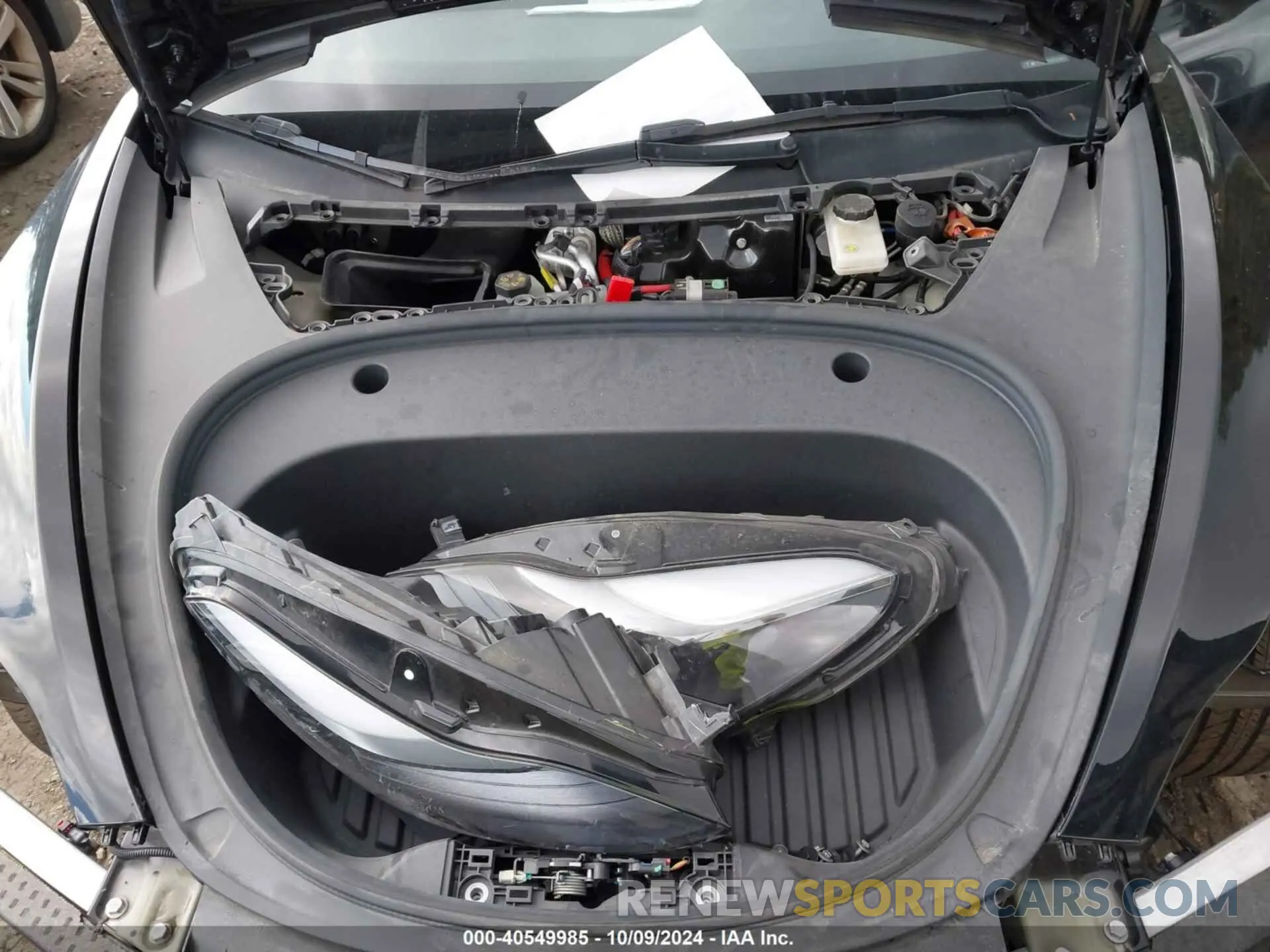 10 Photograph of a damaged car 5YJ3E1EBXNF304878 TESLA MODEL 3 2022