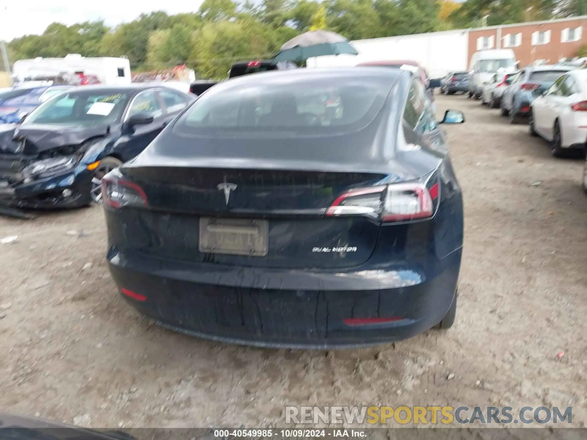 17 Photograph of a damaged car 5YJ3E1EBXNF304878 TESLA MODEL 3 2022