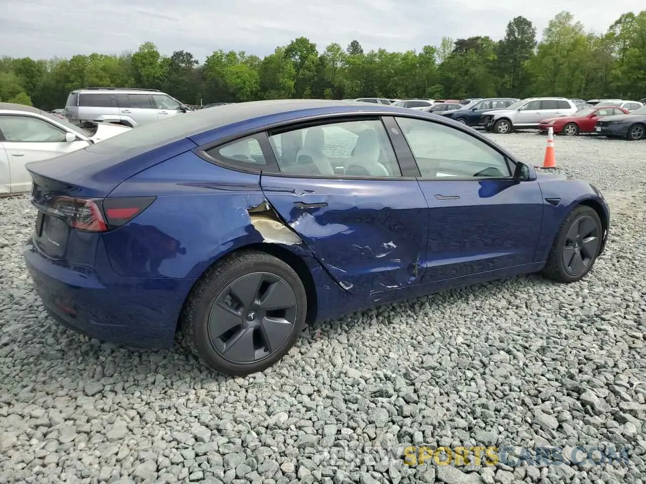 3 Photograph of a damaged car 5YJ3E1EBXNF327514 TESLA MODEL 3 2022