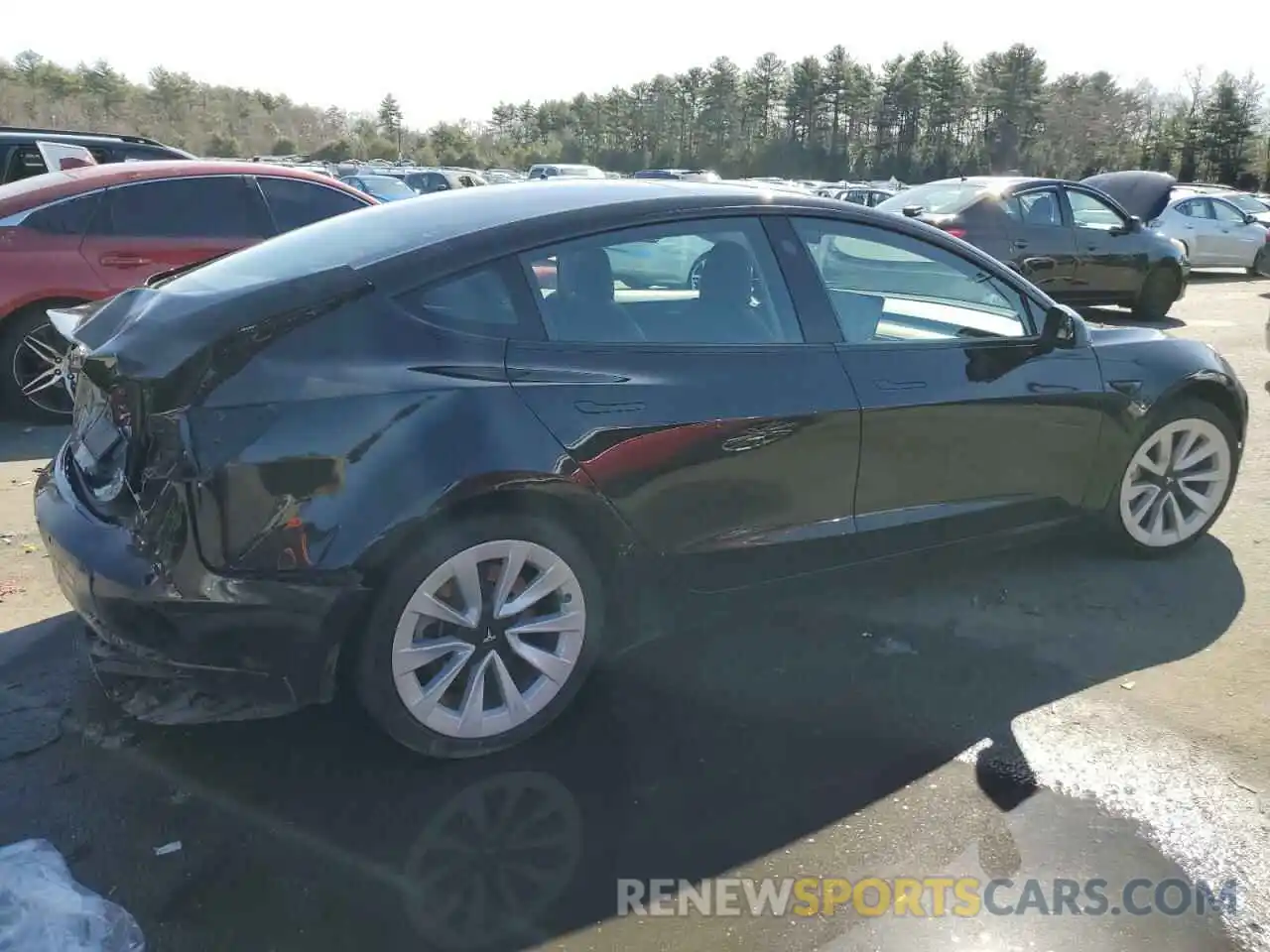 3 Photograph of a damaged car 5YJ3E1EBXNF333474 TESLA MODEL 3 2022