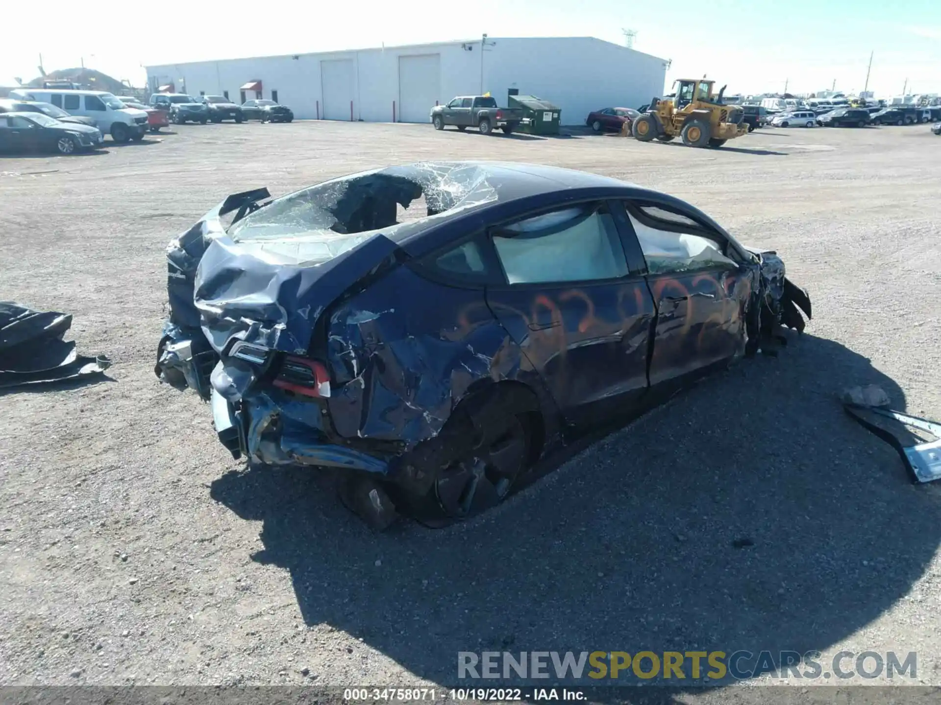 4 Photograph of a damaged car 5YJ3E1EBXNF334561 TESLA MODEL 3 2022