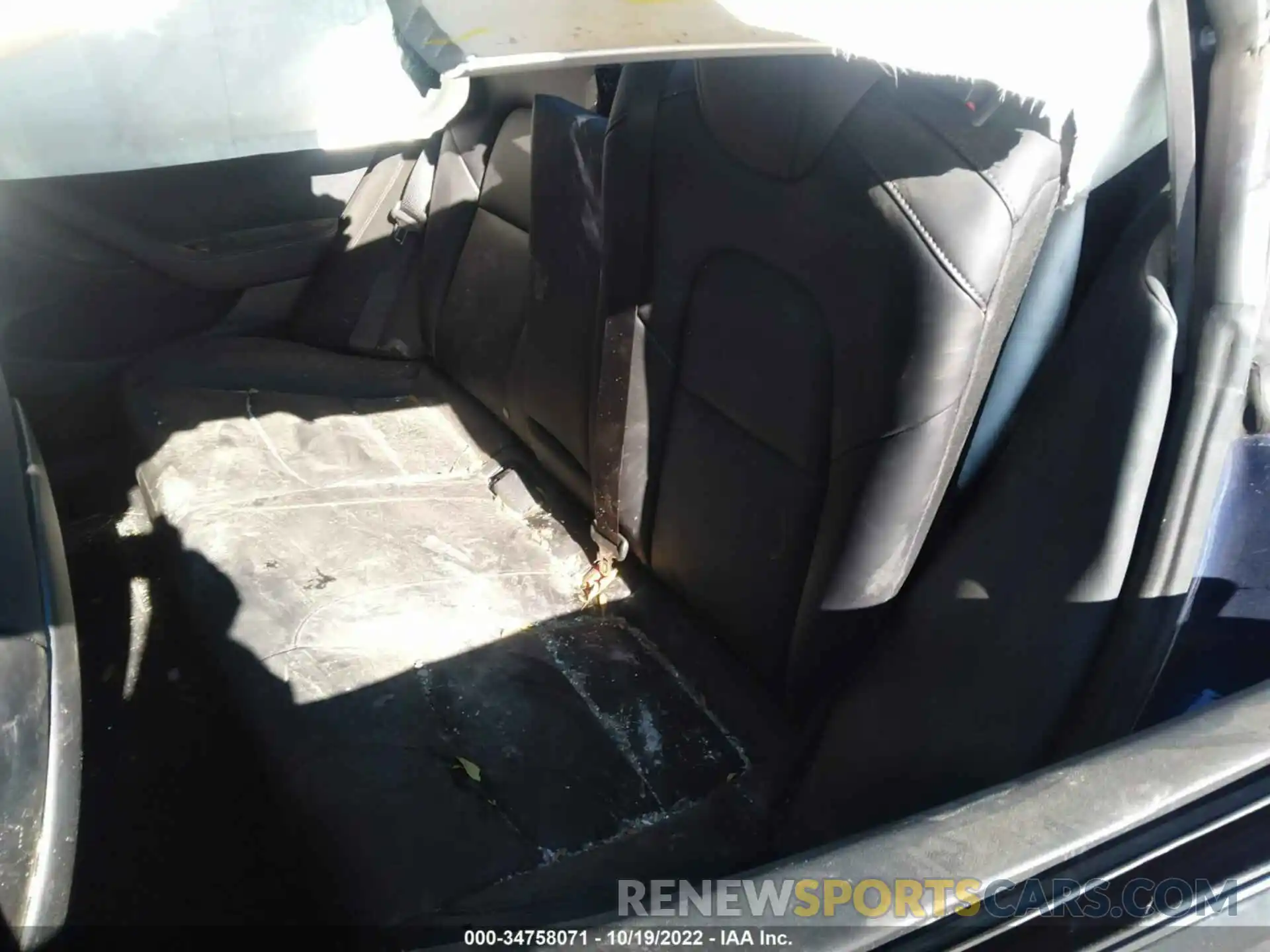 8 Photograph of a damaged car 5YJ3E1EBXNF334561 TESLA MODEL 3 2022