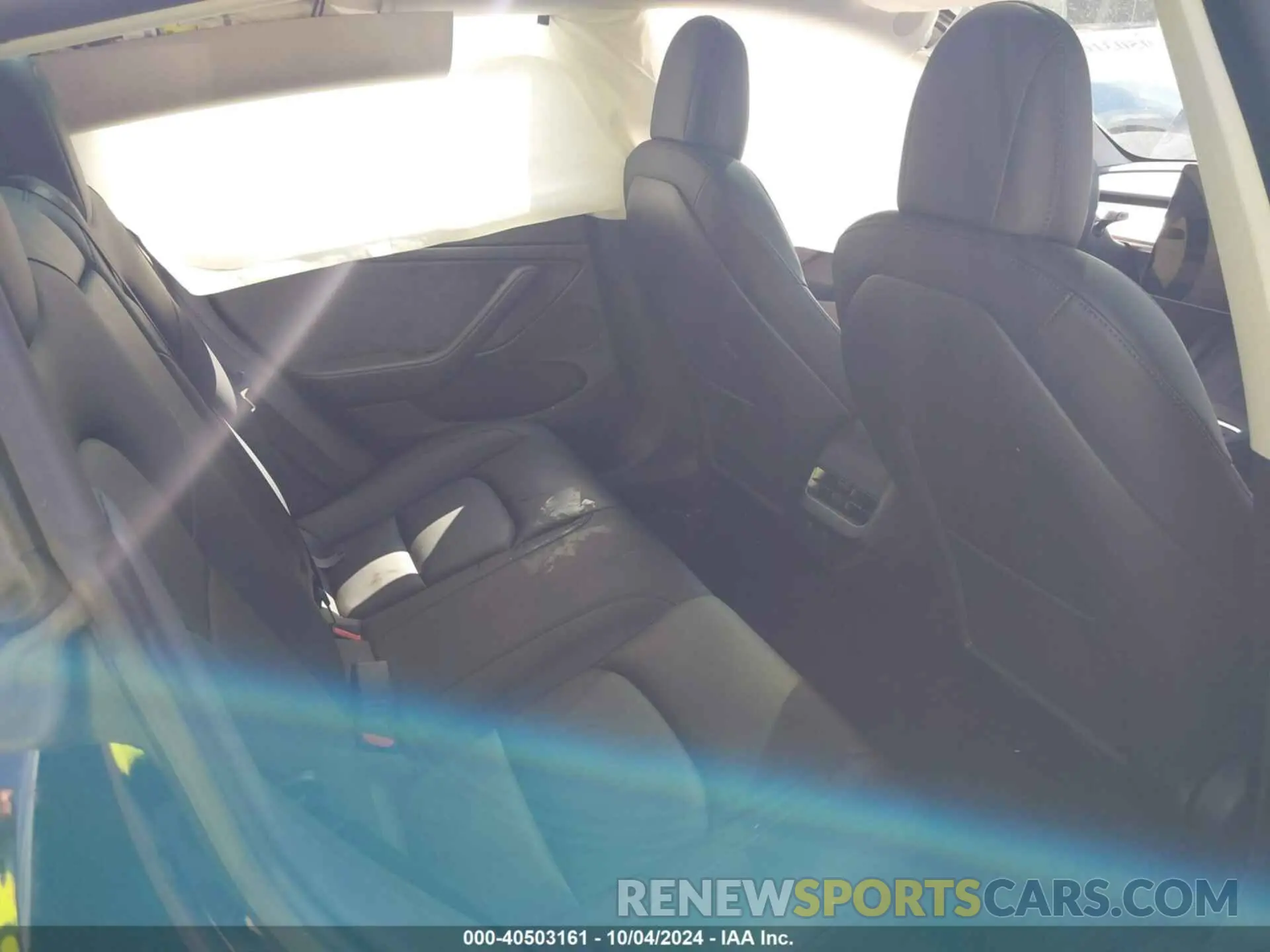 8 Photograph of a damaged car 5YJ3E1EBXNF349514 TESLA MODEL 3 2022