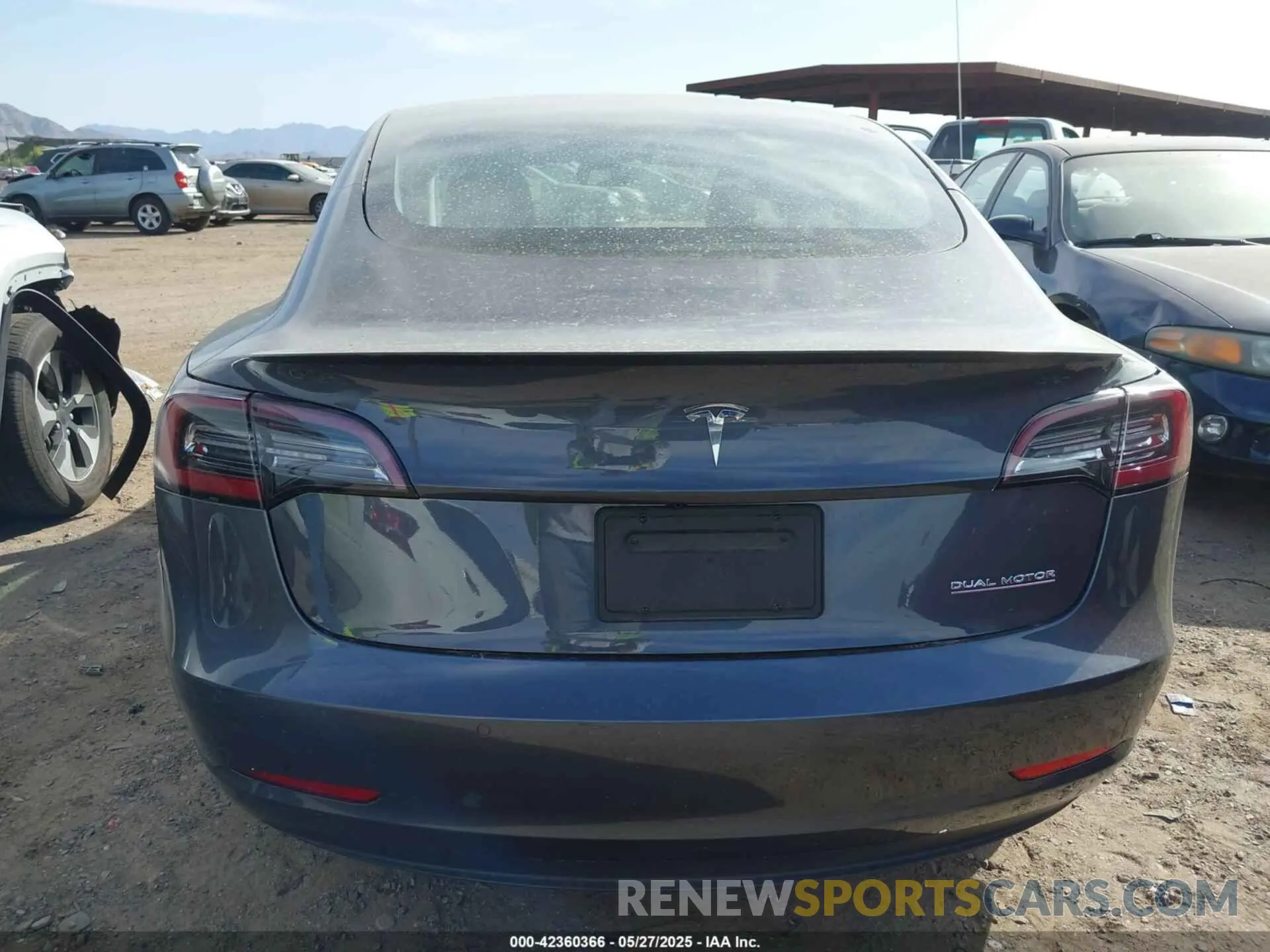 15 Photograph of a damaged car 5YJ3E1EC0NF165739 TESLA MODEL 3 2022